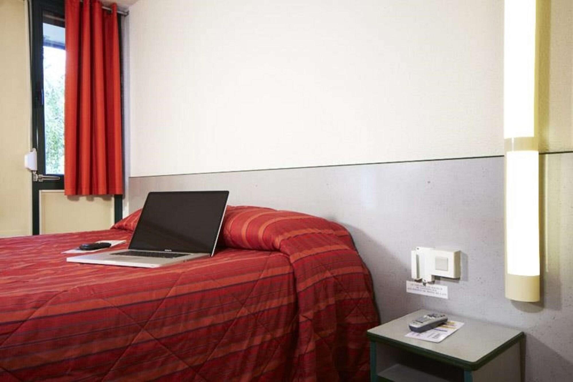 Premiere Classe St Quentin Saint-Quentin  Exteriör bild