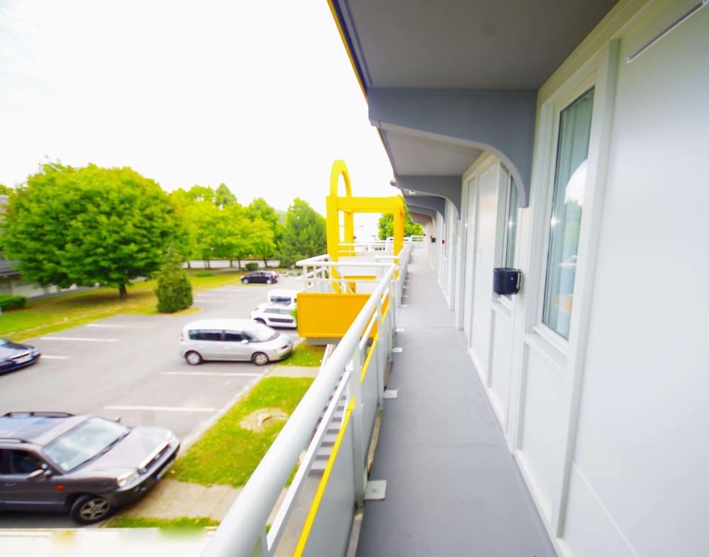 Premiere Classe St Quentin Saint-Quentin  Exteriör bild