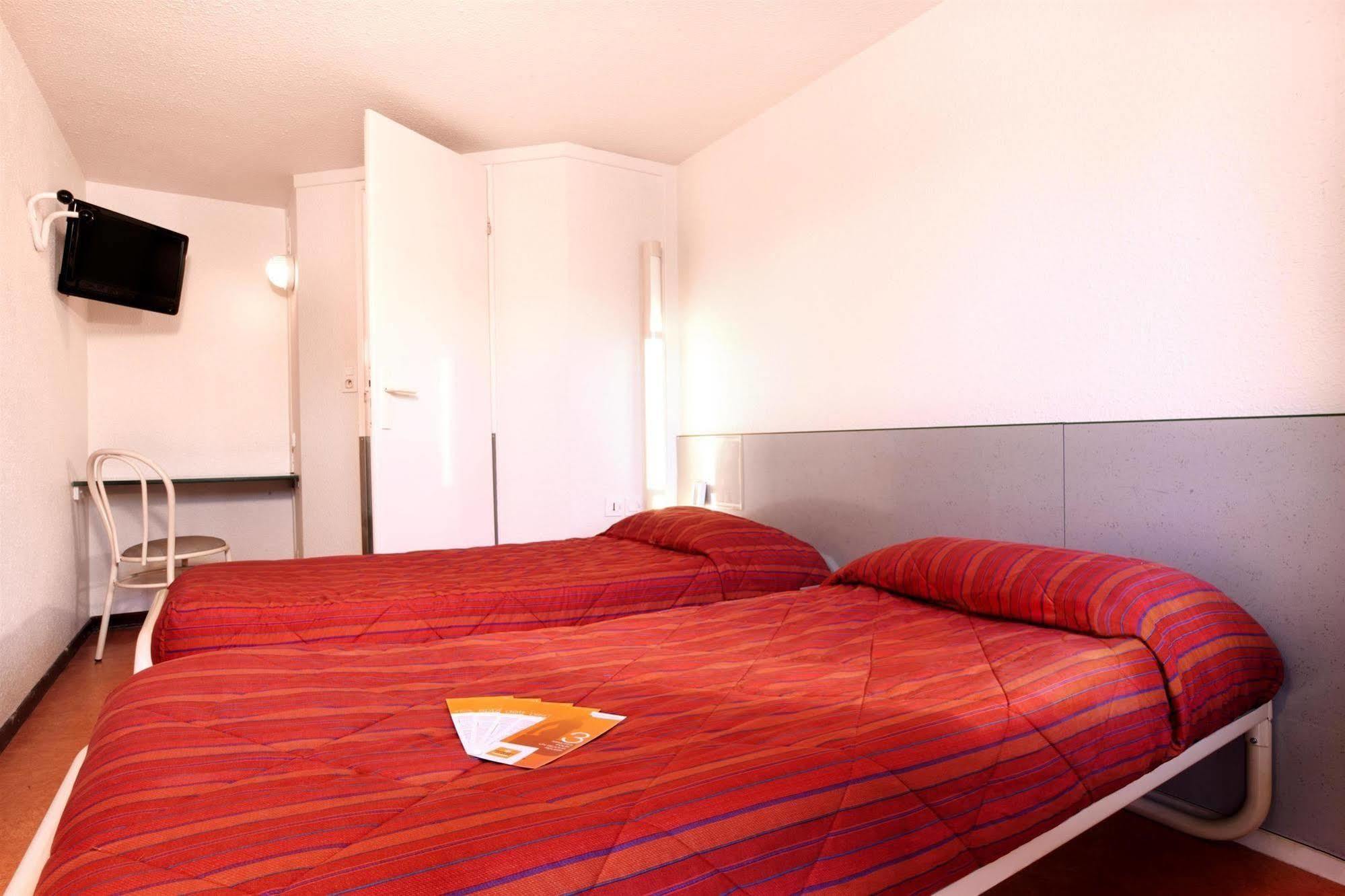 Premiere Classe St Quentin Saint-Quentin  Exteriör bild