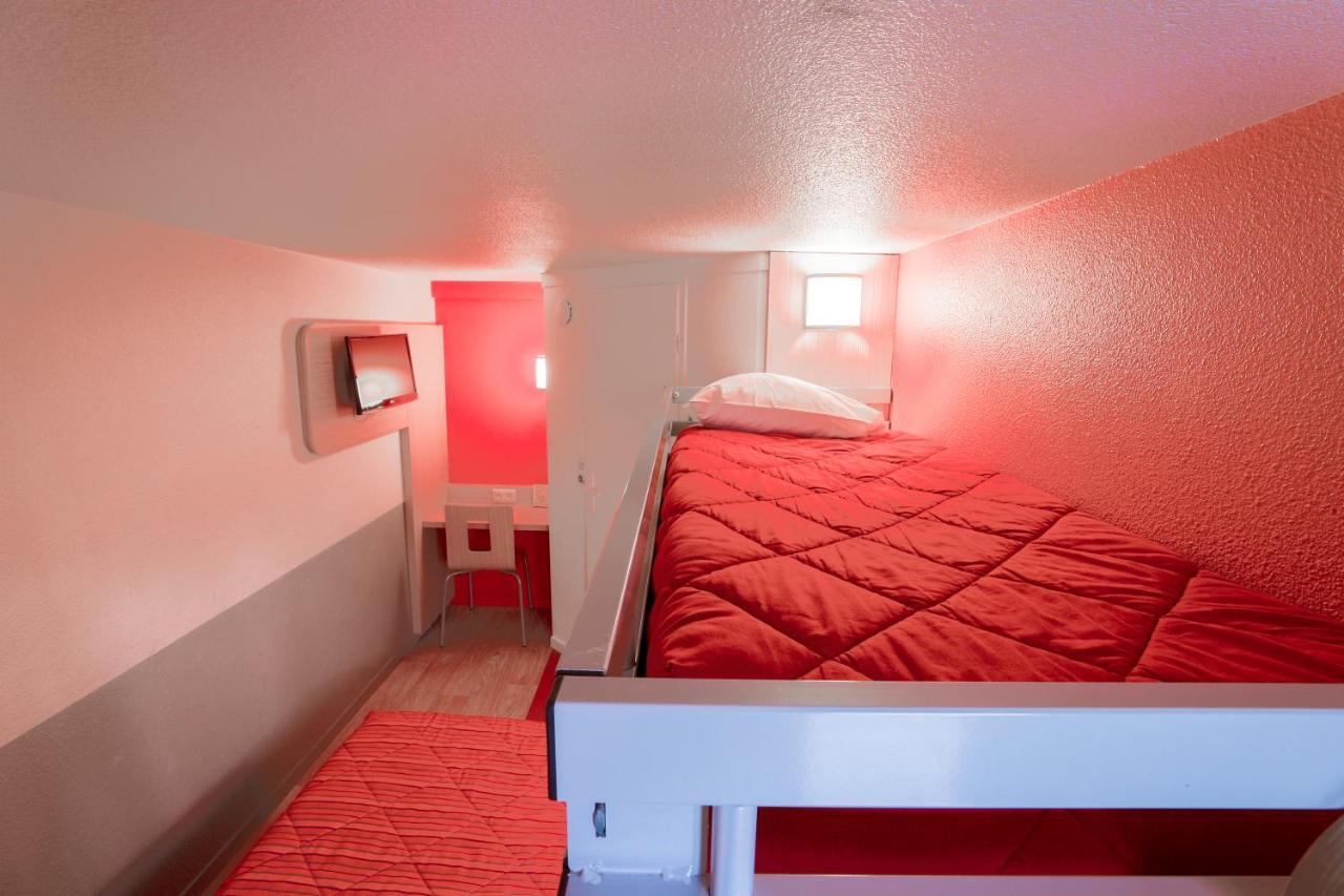 Premiere Classe St Quentin Saint-Quentin  Exteriör bild